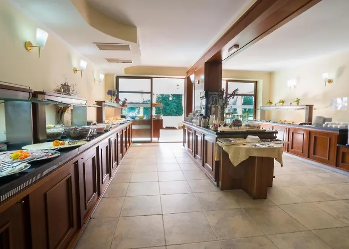 Отель Perla Sun